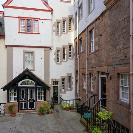 Pass The Keys Historic Ramsay Garden Apt With Balcony Views Edinburgh Dış mekan fotoğraf