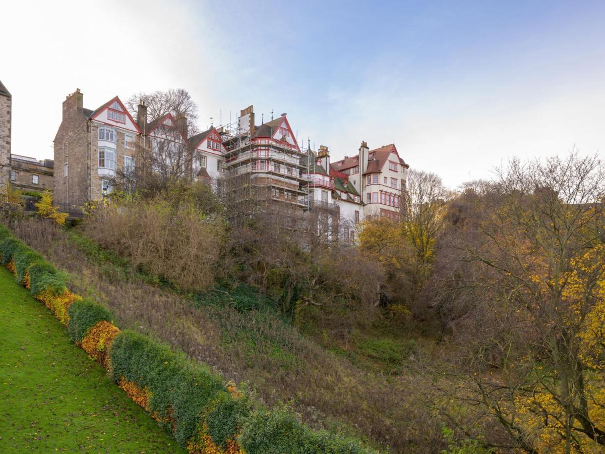 Pass The Keys Historic Ramsay Garden Apt With Balcony Views Edinburgh Dış mekan fotoğraf